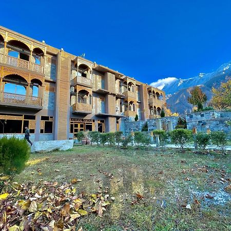 Dumani Nagar Hotel & Resort Karimabad  Bagian luar foto